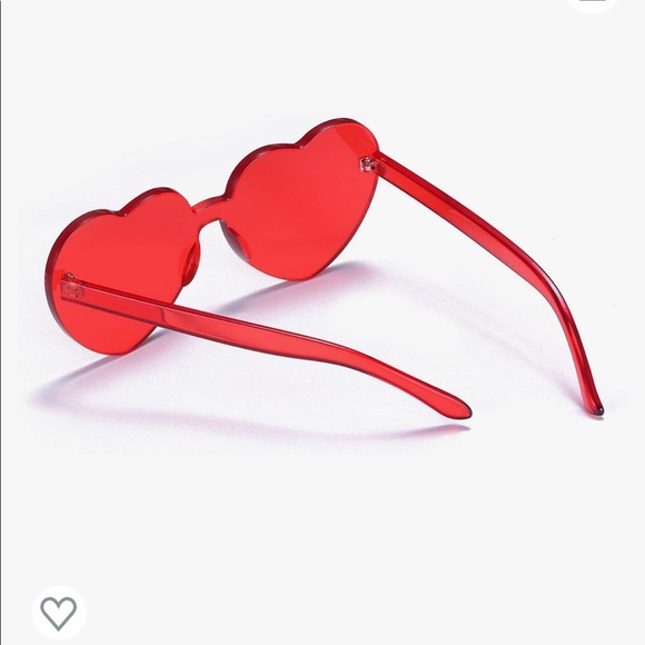 Red heart sunglasses - Picture 3 of 6